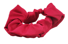 Cargar imagen en el visor de la galería, SCRUNCHIES ESCOLAR (12PZ)
