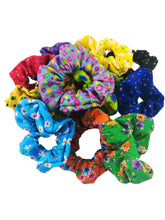 Cargar imagen en el visor de la galería, SCRUNCHIE FLORES (12 PZ)
